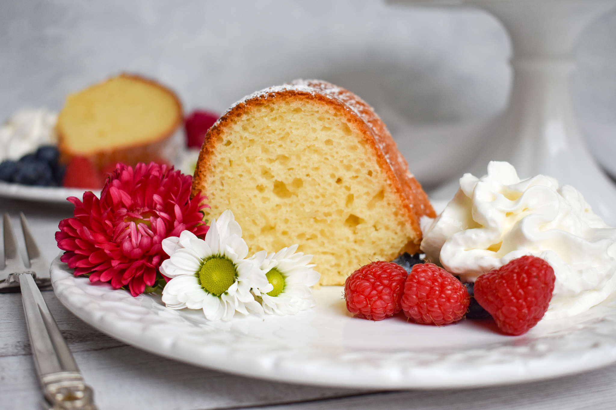 Low FODMAP Vanilla Sour Cream Pound Cake Bundt Style Gluten free low-fodmap-vanilla-sour-cream-pound-cake-bundt-style-gluten-free