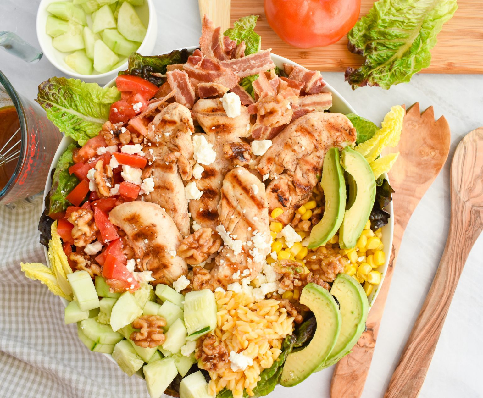 LowFODMAP 'Everything Good' Summertime Salad (Grilled Chicken, Cheese
