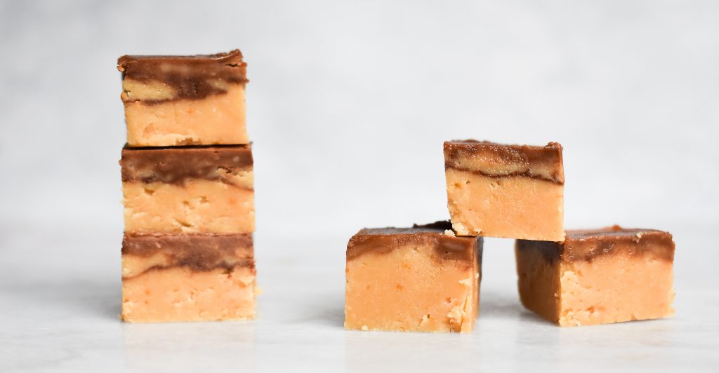 5 Minute & 5 Ingredient LowFODMAP Peanut Butter Fudge with Chocolate