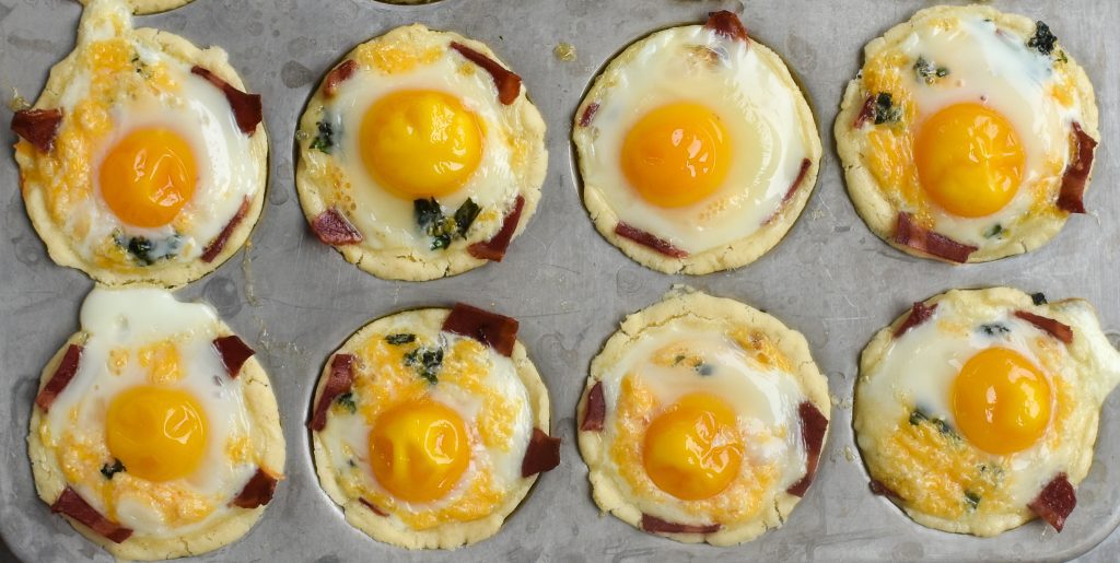 LowFODMAP Egg Cups with (Turkey) Bacon and Cheese; Glutenfree Dr. Rachel Pauls
