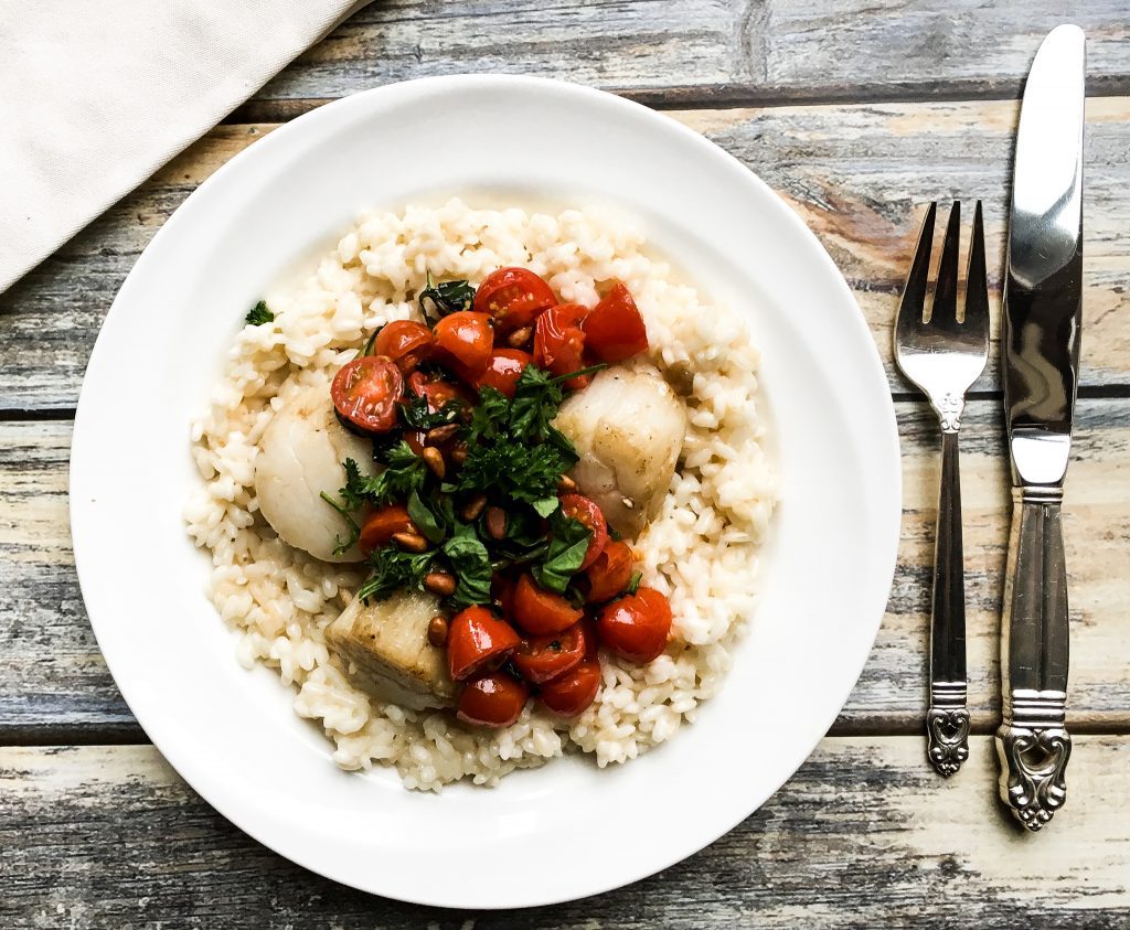 LowFODMAP Seared Scallops with Cherry Tomatoes; Glutenfree, Dairy