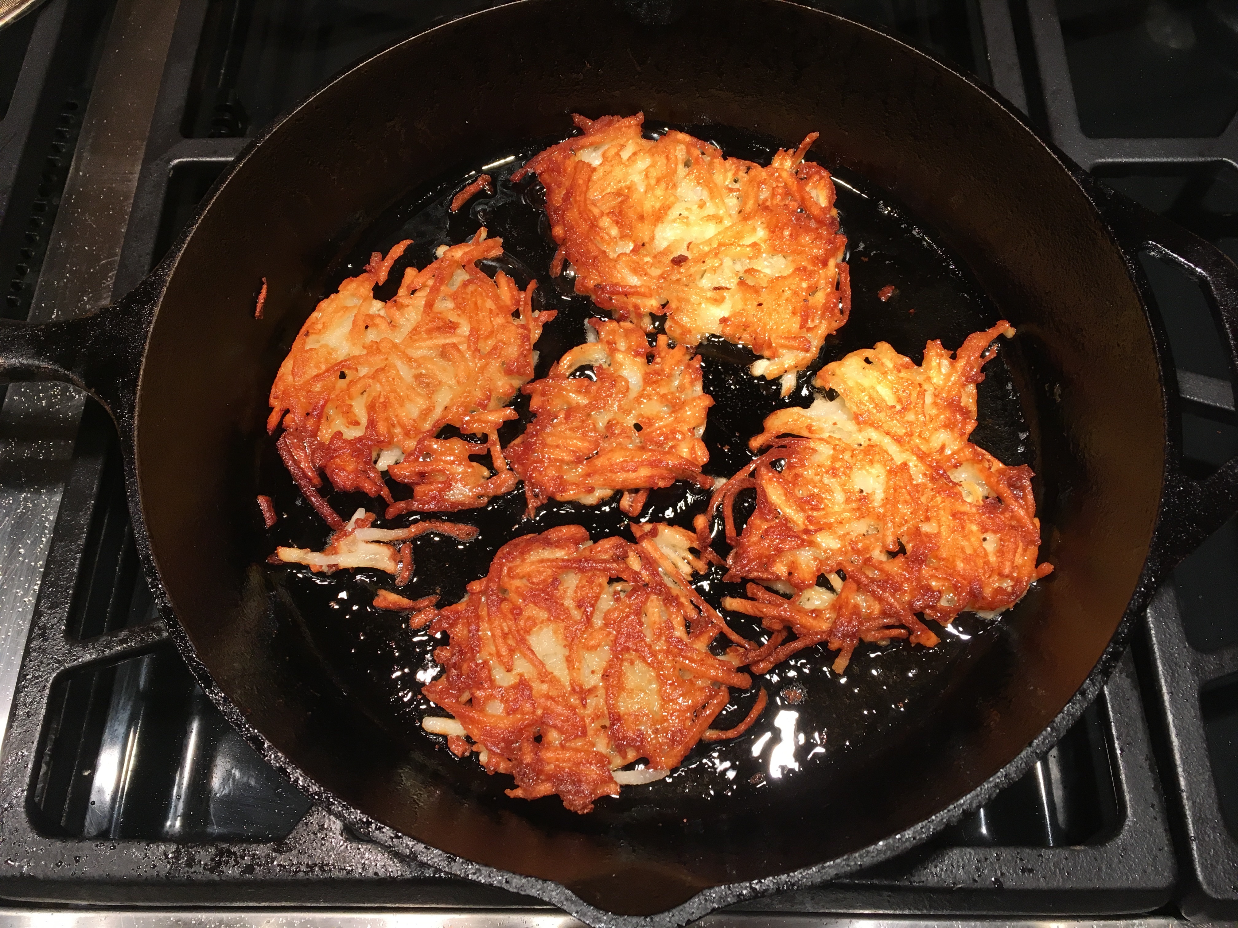 Sizzling Low FODMAP Potato Pancakes Latkes Gluten free Dairy free sizzling-low-fodmap-potato-pancakes-latkes-gluten-free-dairy-free